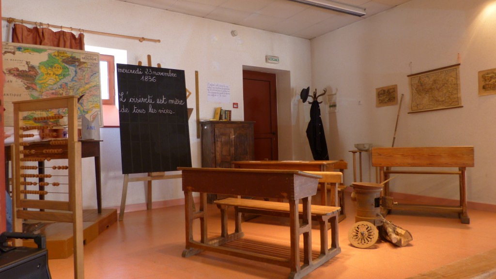 école chindrieux classe à l'ancienne